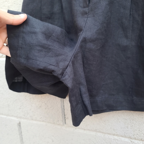 & Other Stories | Relaxed Linen Shorts in Black Size 0 - Picture 5 of 8